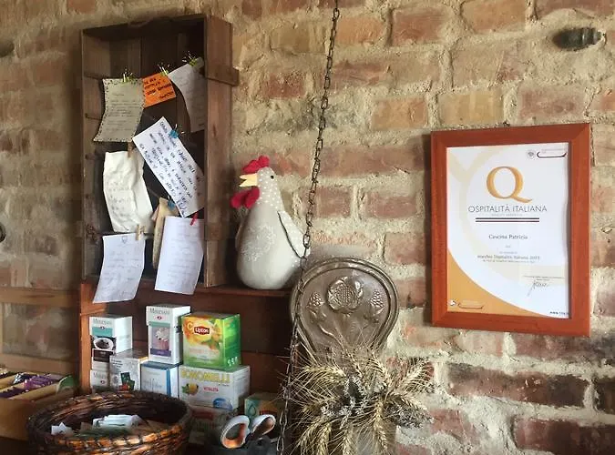 Cascina Patrizia Bed & Breakfast 3*