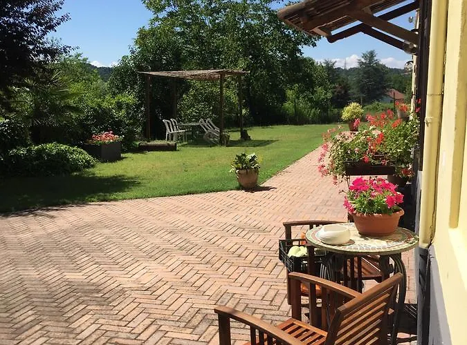 Cascina Patrizia Bed & Breakfast 3*